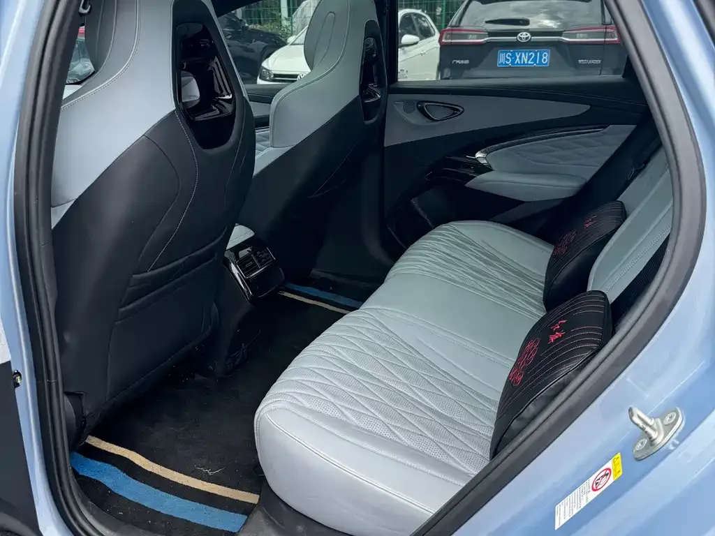 BYD Seal — фото 4