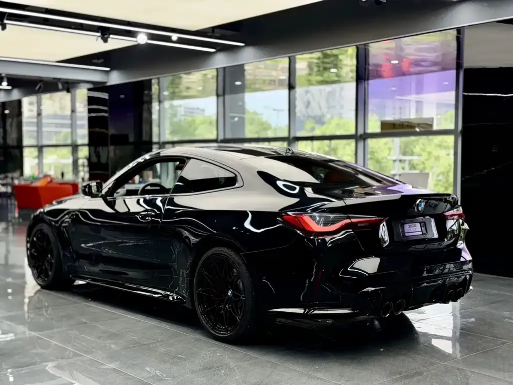 BMW M4 — фото 9