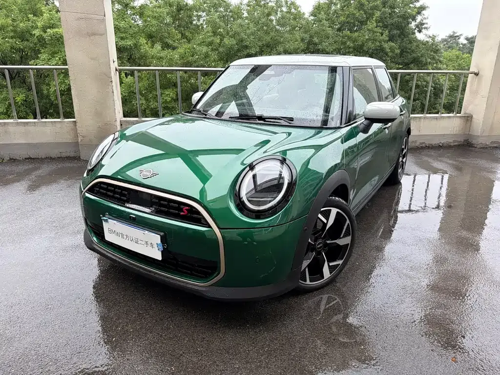 MINI Cooper (3-door) — фото 1