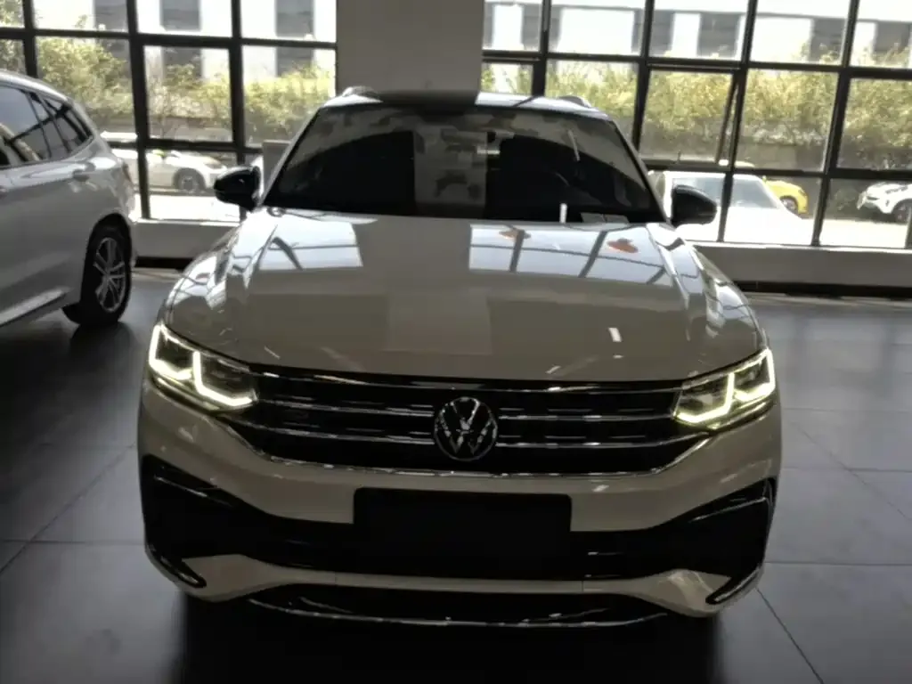 Volkswagen Tiguan X — фото 3