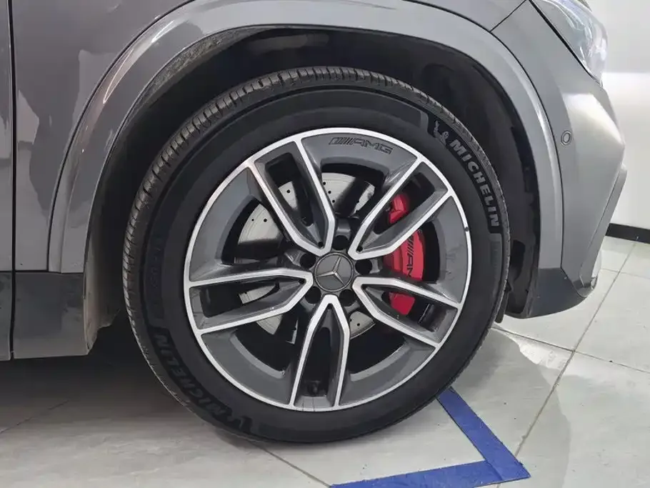 Mercedes-Benz GLA AMG — фото 4