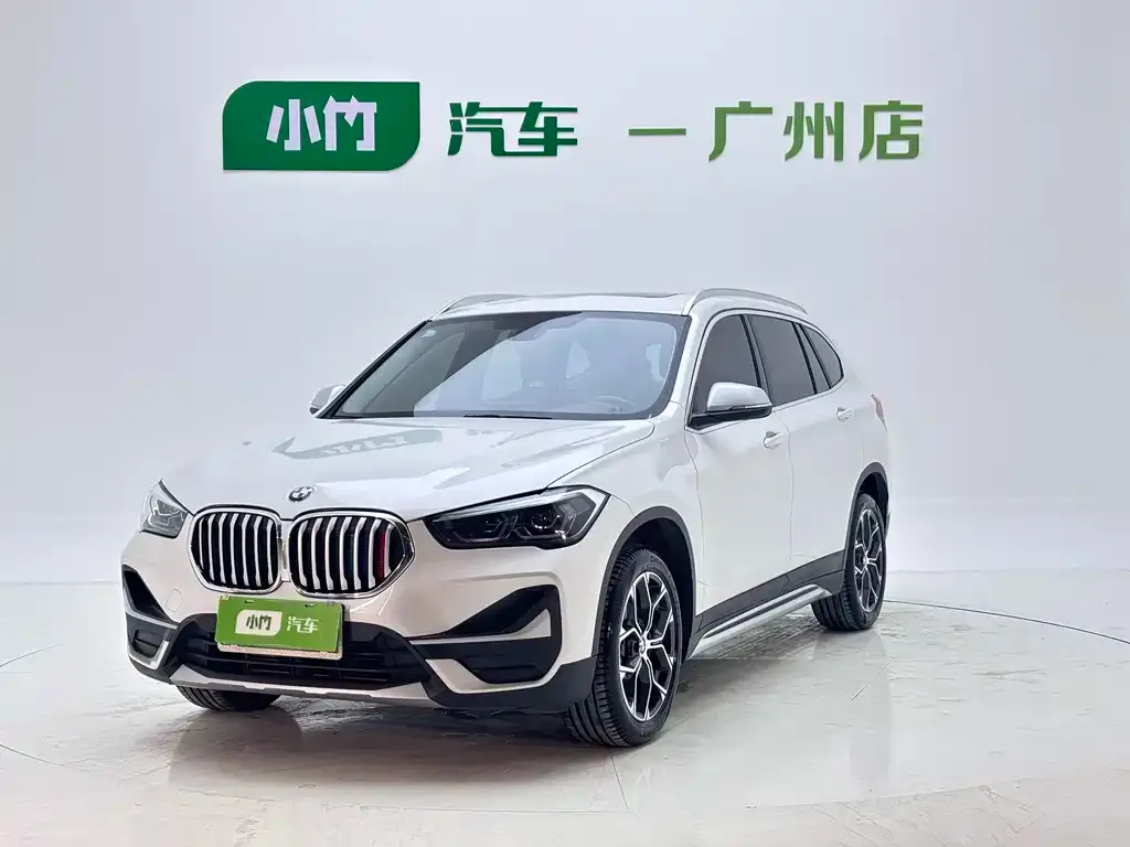 BMW X1 — фото 1