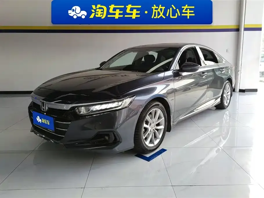 Honda Accord — фото 1