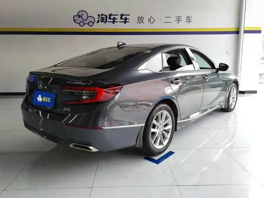 Honda Accord — фото 6