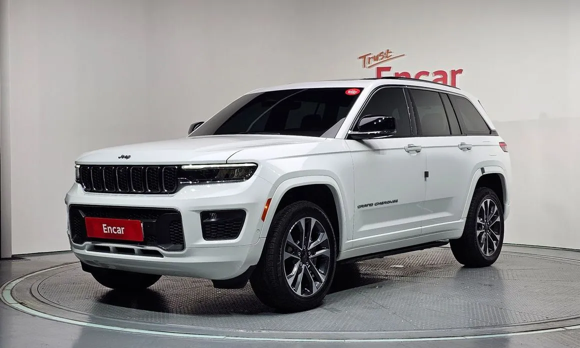 Jeep Cherokee — фото 1