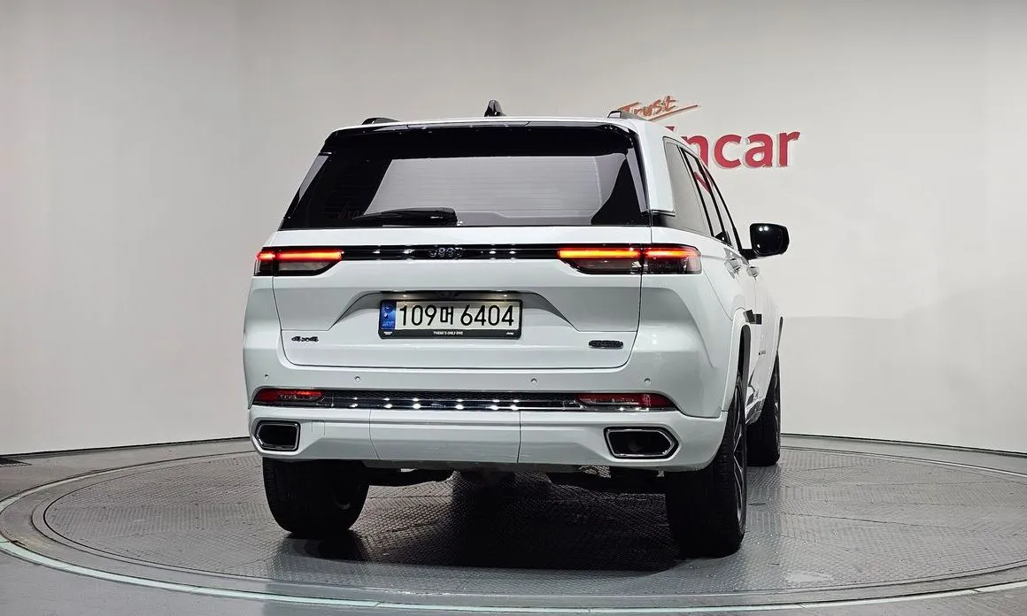 Jeep Cherokee — фото 8