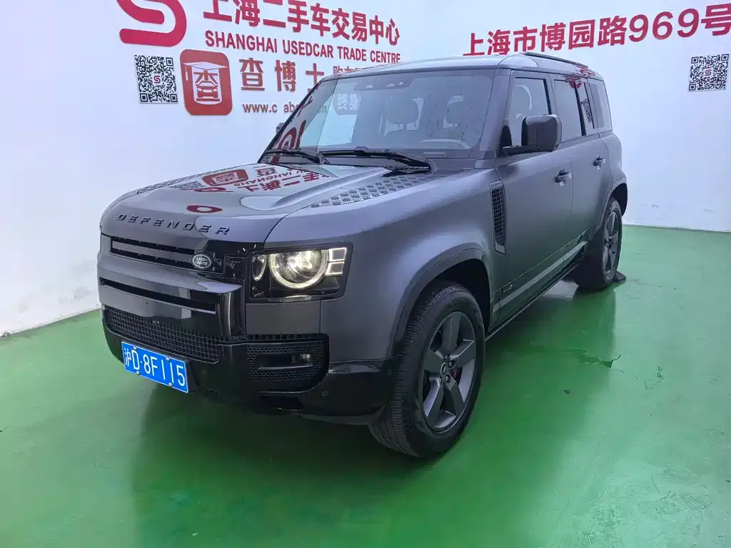 Land Rover Defender — фото 1