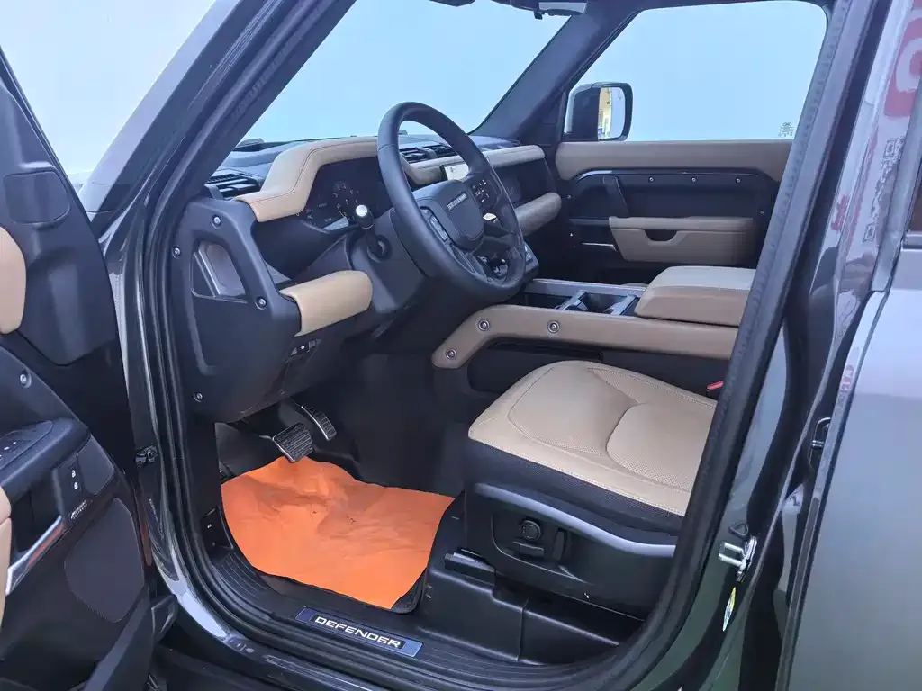 Land Rover Defender — фото 10