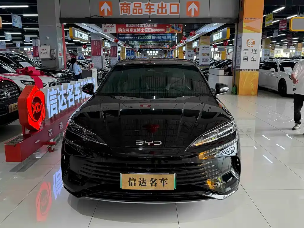 BYD Seal 07 DM-i — фото 8