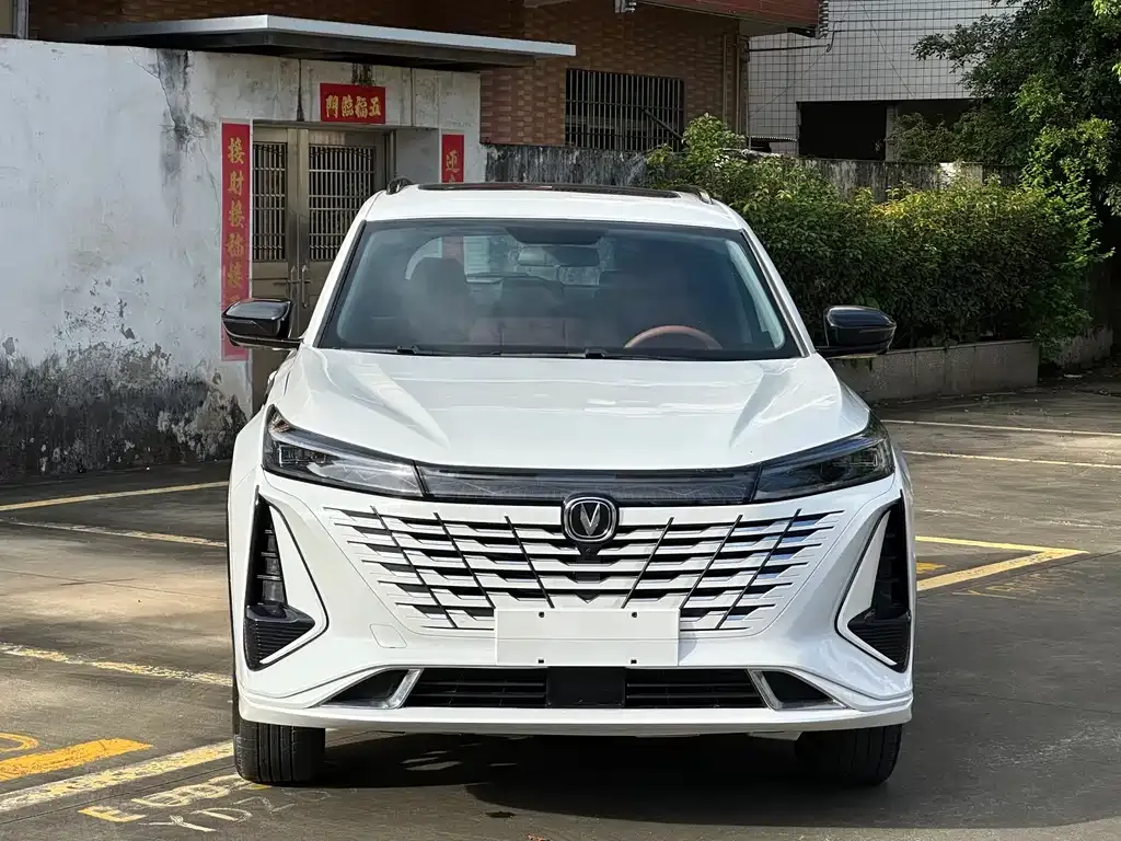 Changan CS75PLUS — фото 8