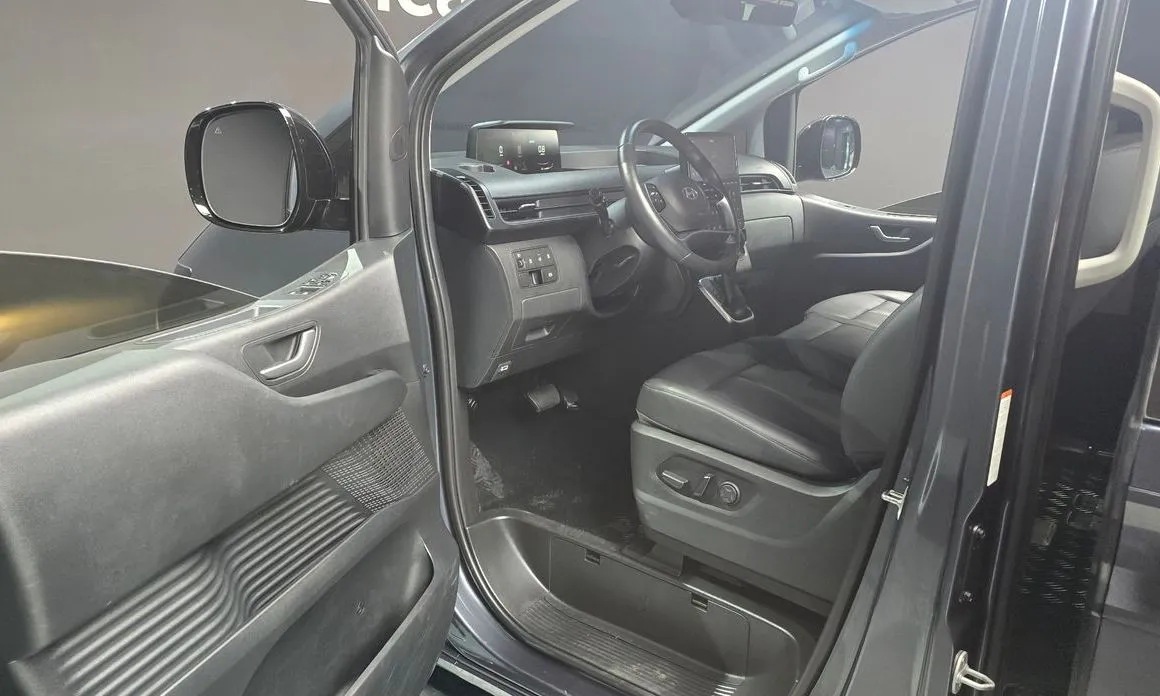 Hyundai Staria — фото 3