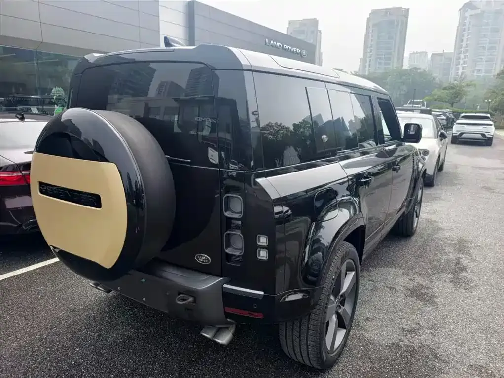 Land Rover Defender — фото 3