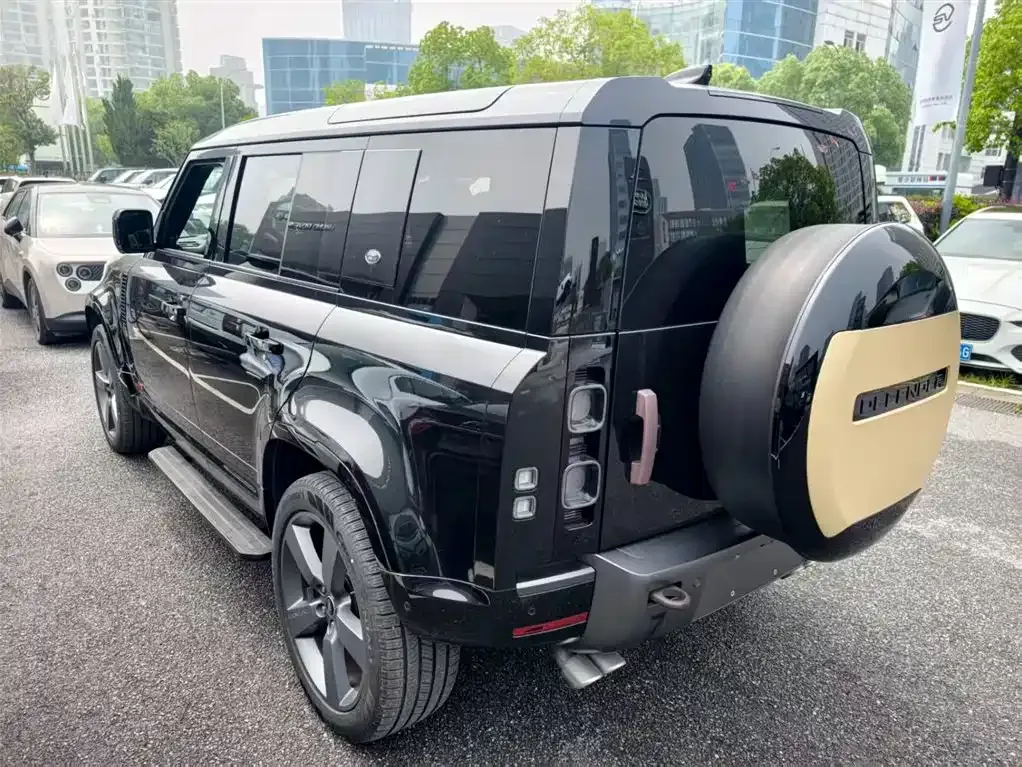 Land Rover Defender — фото 4