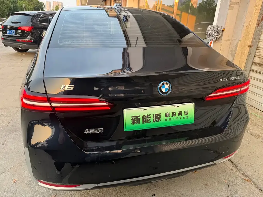 BMW i5 2025 из CN, фото 7