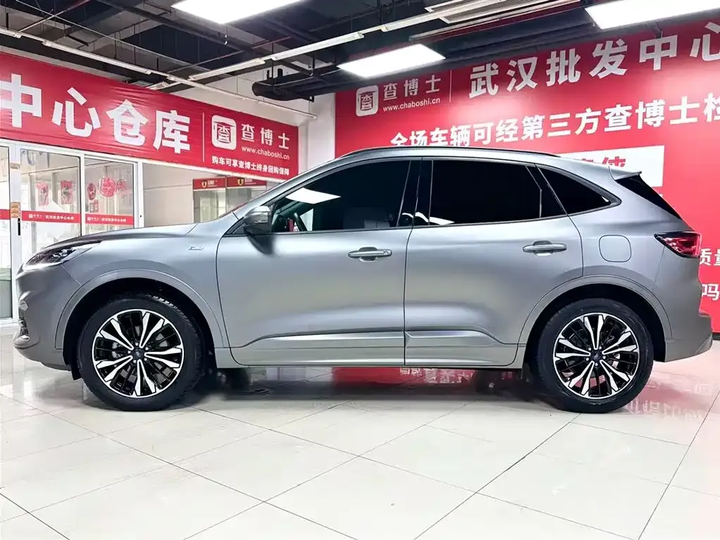 Ford Escape 2022 из CN, фото 3