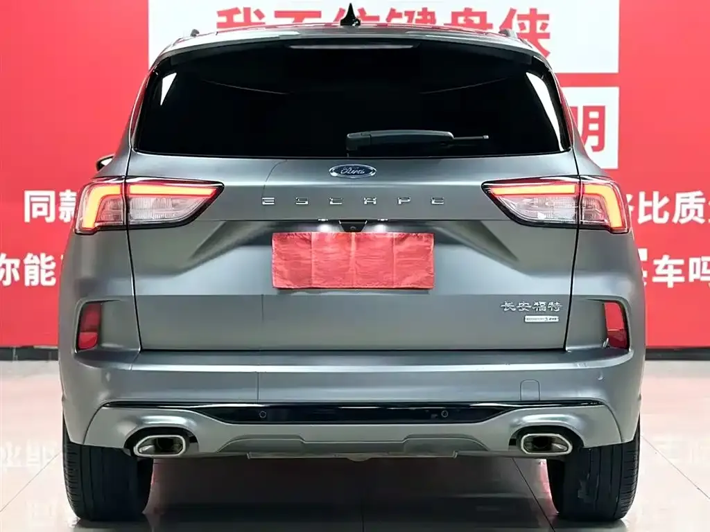 Ford Escape 2022 из CN, фото 2