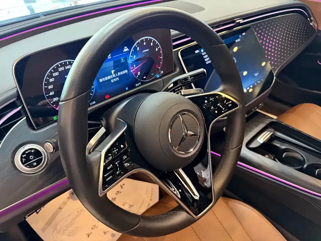 Mercedes-Benz E-Class (Import) — фото 7