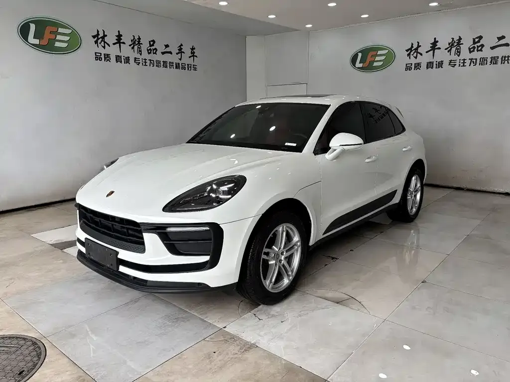 Porsche Macan — фото 1
