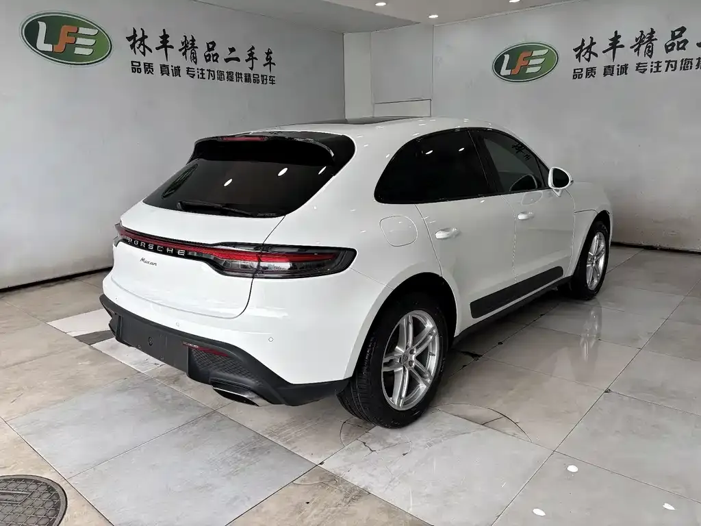 Porsche Macan — фото 7