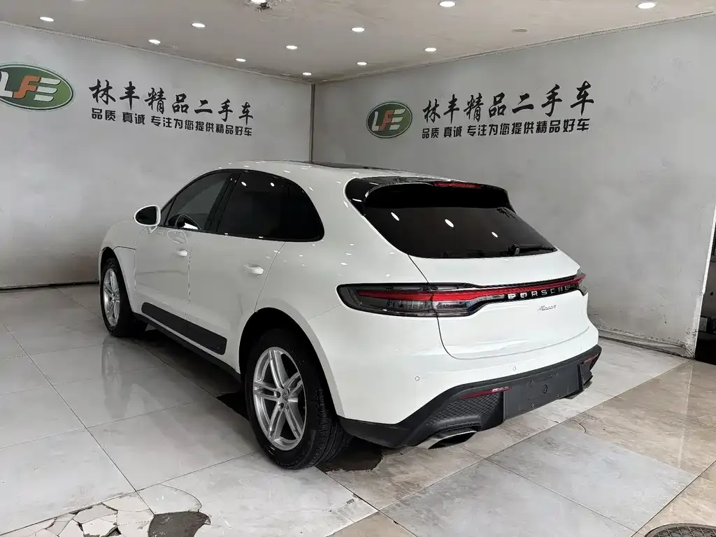 Porsche Macan — фото 10