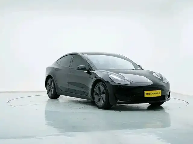 Tesla Model 3 — фото 2