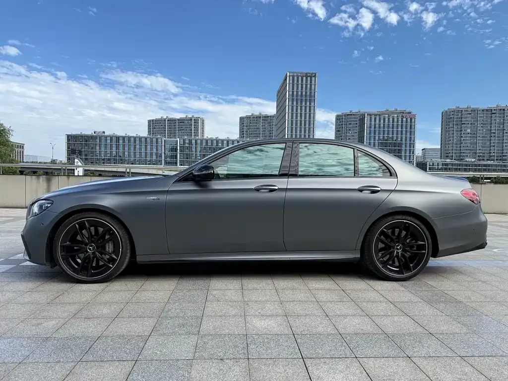 Mercedes-Benz E-Class AMG — фото 4