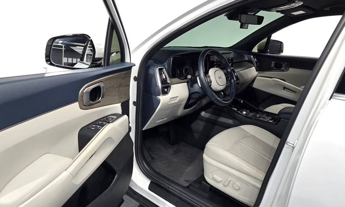 Kia Sorento — фото 6