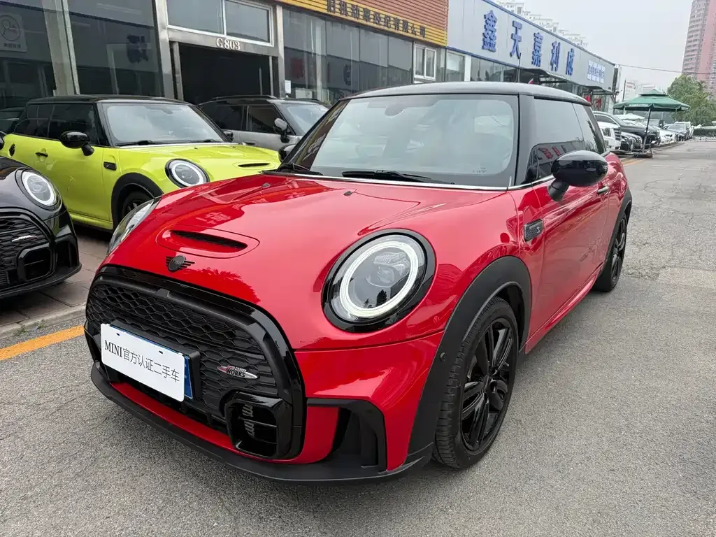 MINI Cooper (3-door) — фото 1