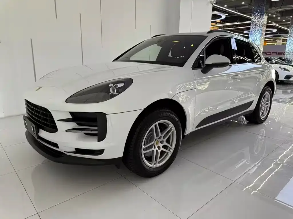 Porsche Macan — фото 1
