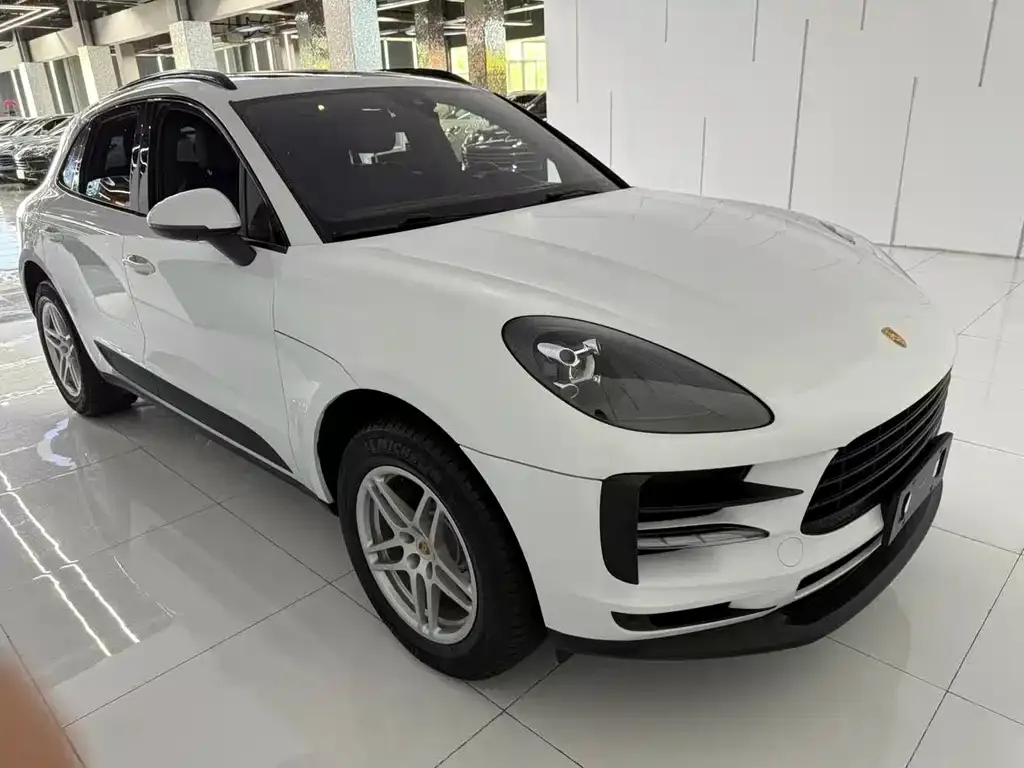 Porsche Macan — фото 9