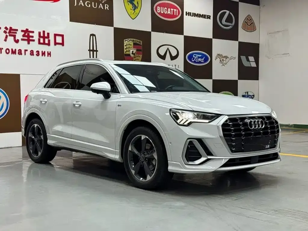 Audi Q3 — фото 9