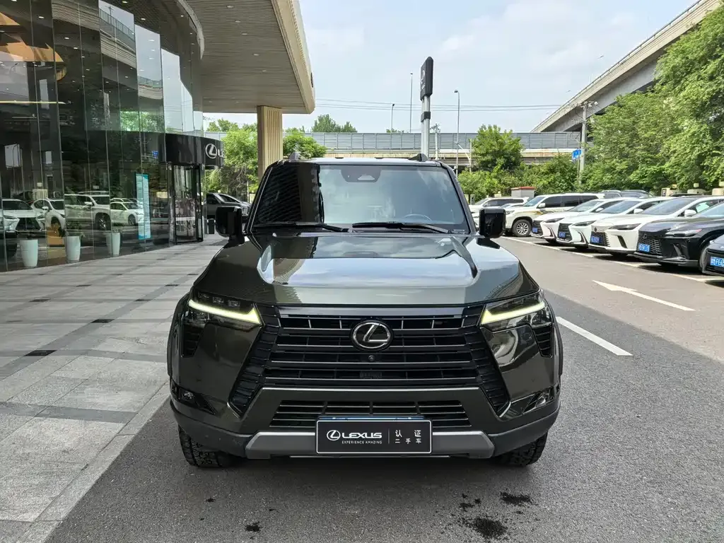 Lexus GX — фото 9