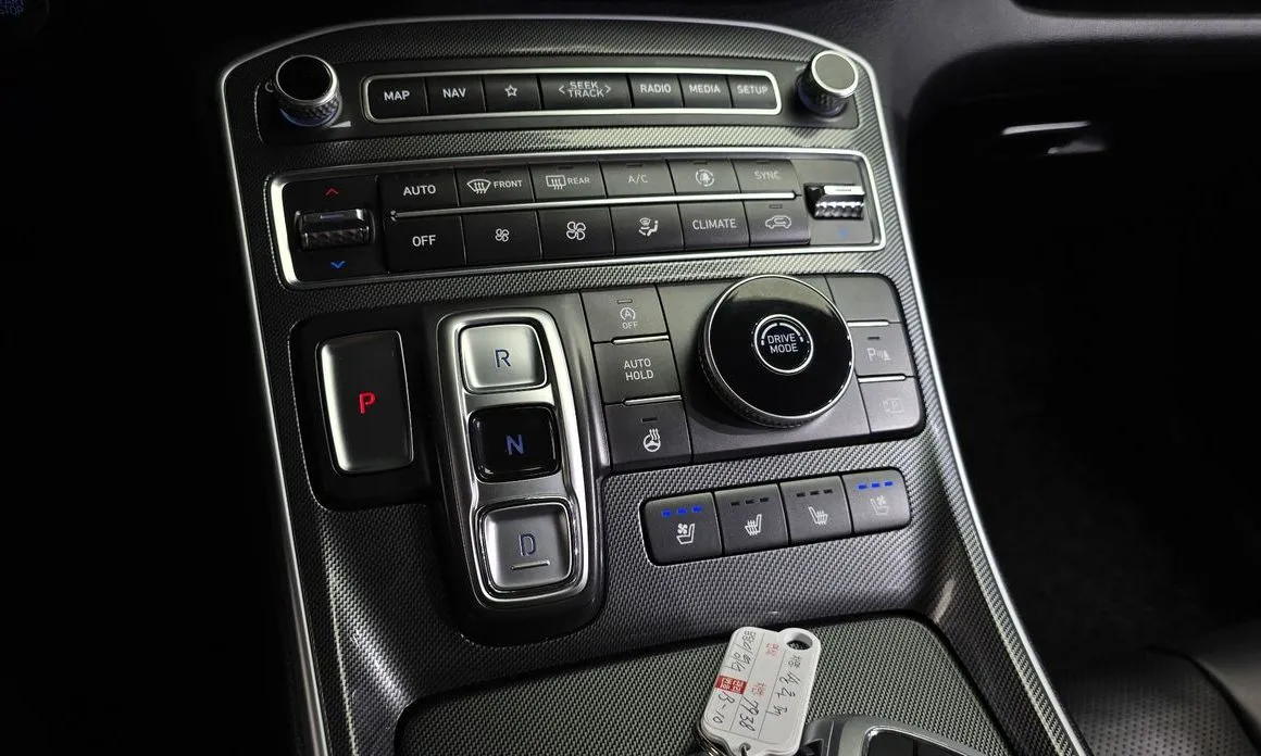 Hyundai Santafe — фото 4