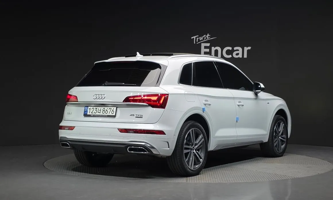 Audi Q5 2021 из KR, фото 10