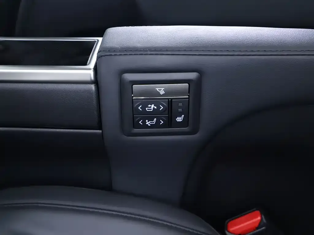 Toyota Vellfire 2021 из CN, фото 4