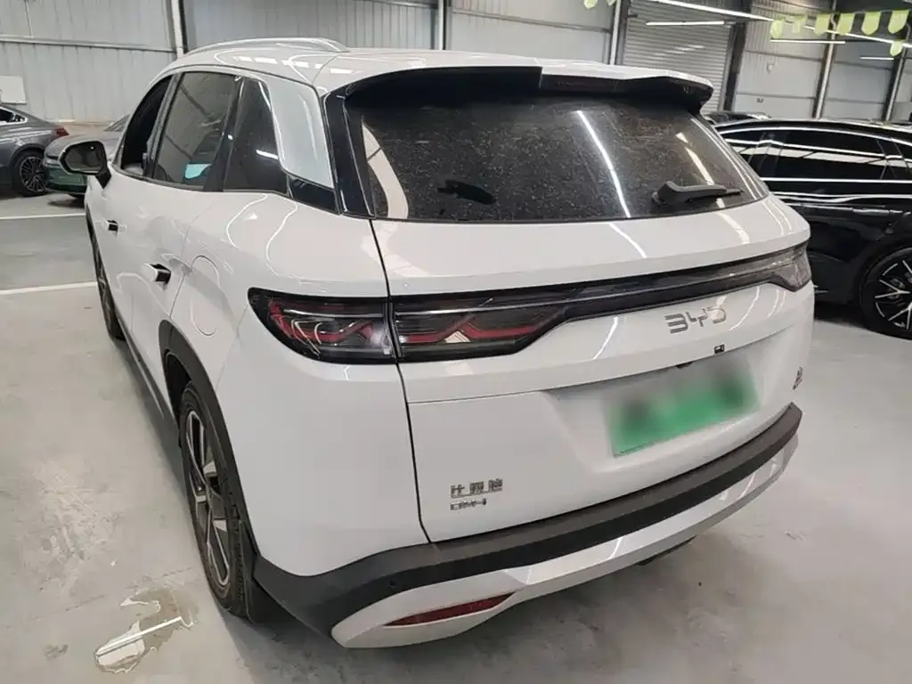 BYD L DM-i — фото 2