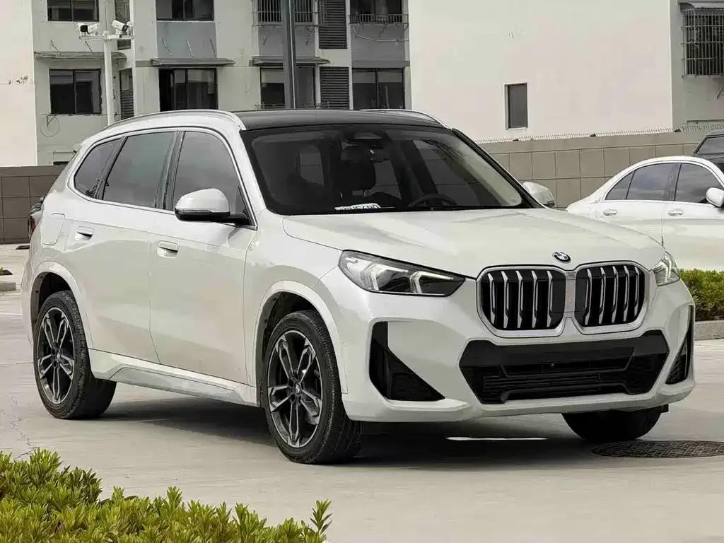 BMW X1 — фото 5