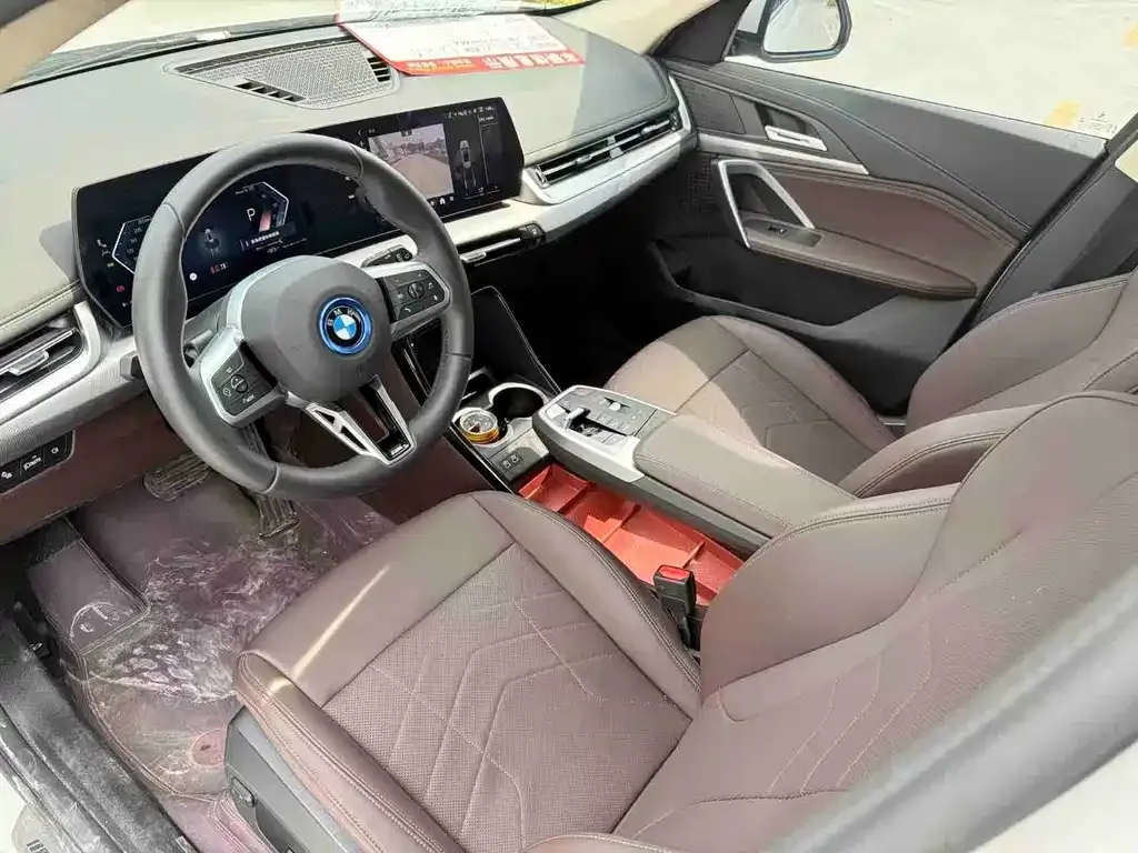 BMW X1 — фото 2