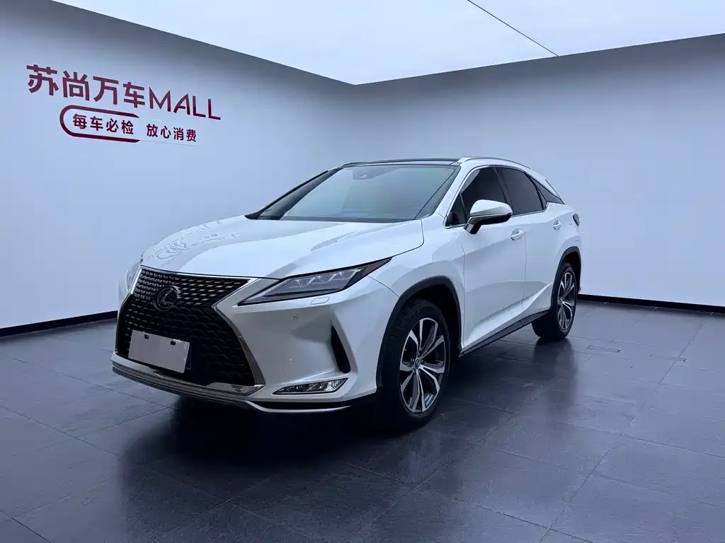 Lexus RX — фото 1
