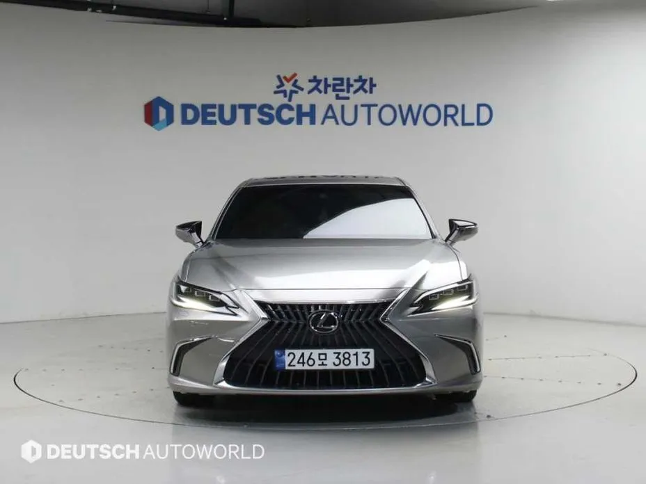 Lexus ES — фото 4