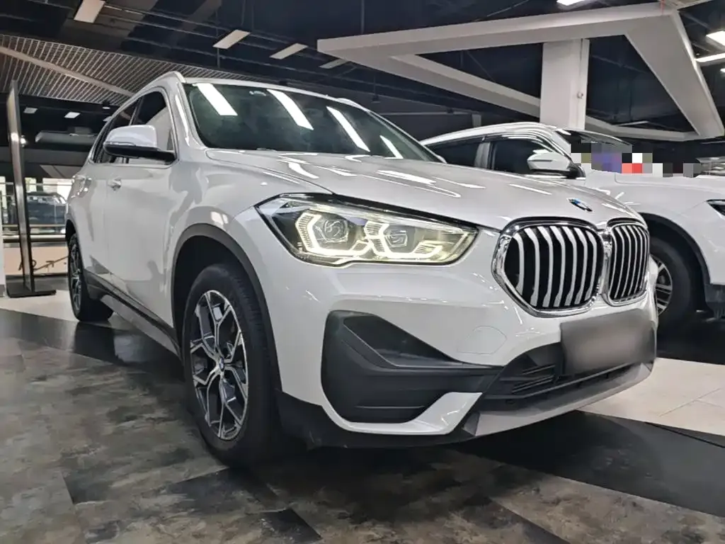 BMW X1 — фото 4