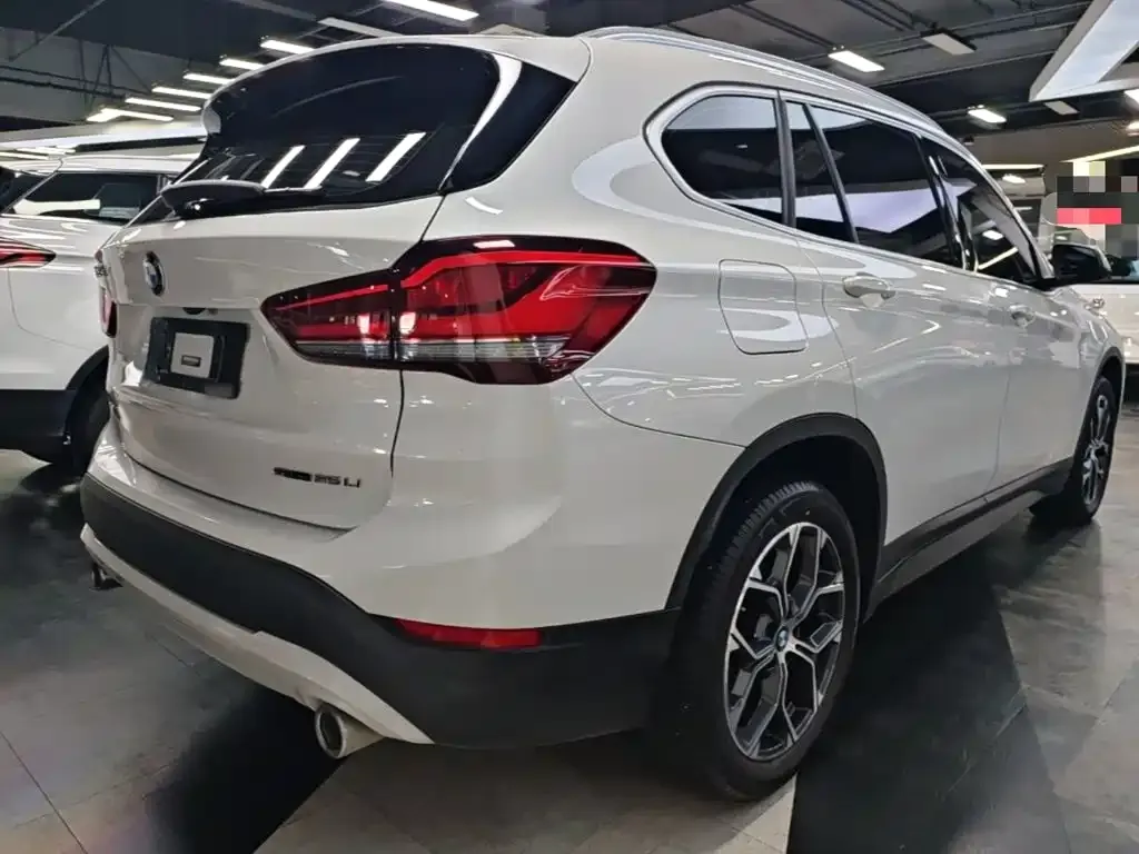BMW X1 — фото 6
