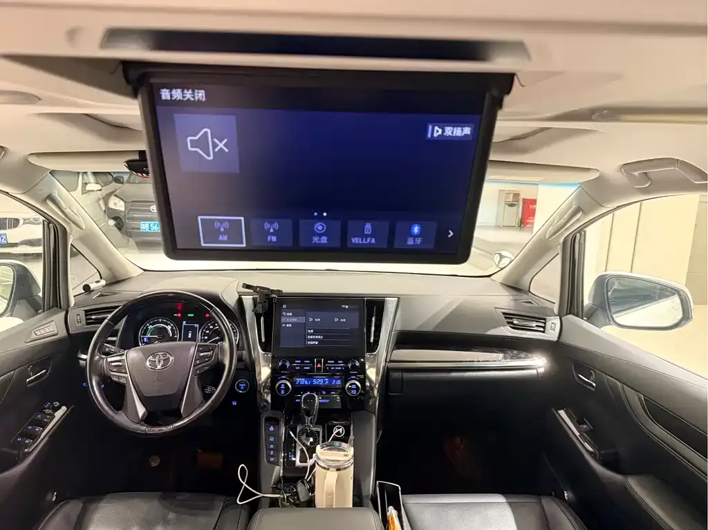 Toyota Vellfire 2021 из CN, фото 8