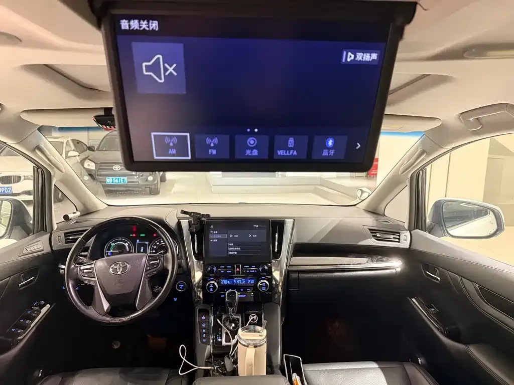 Toyota Vellfire 2021 из CN, фото 10