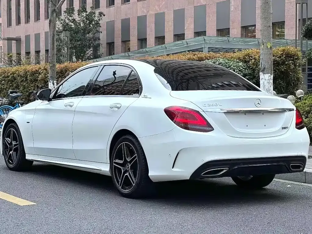 Mercedes-Benz C-Class — фото 4