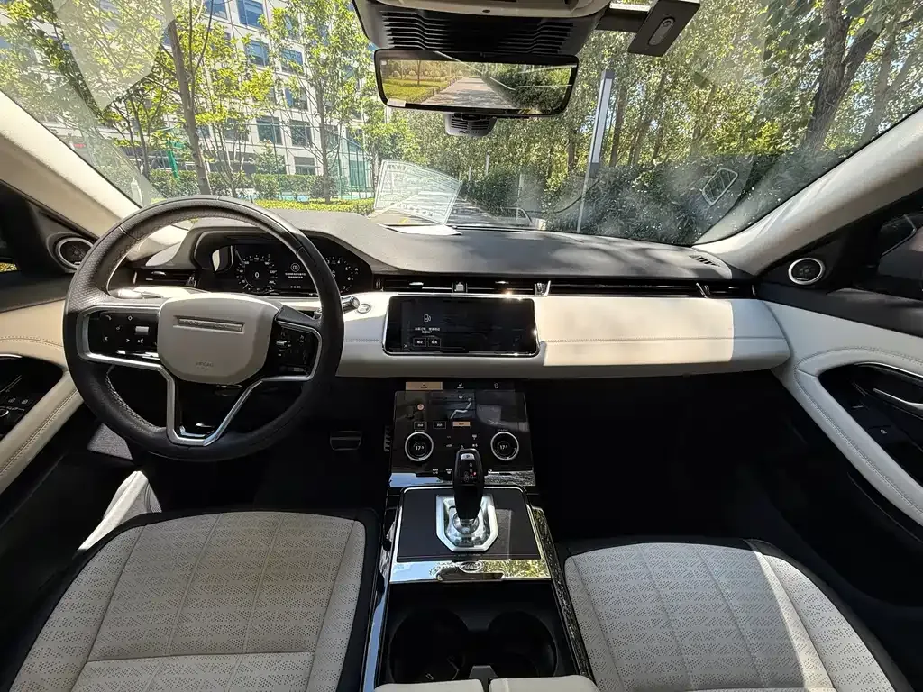Land Rover Evoque — фото 6