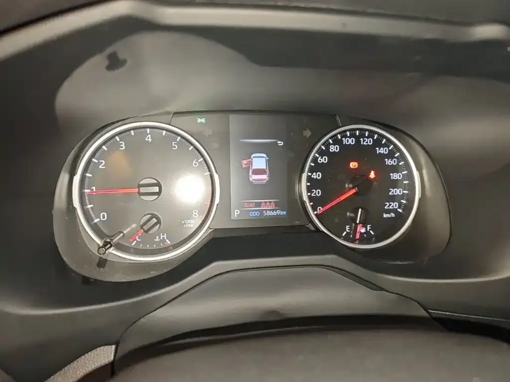 Toyota Wildlander — фото 5