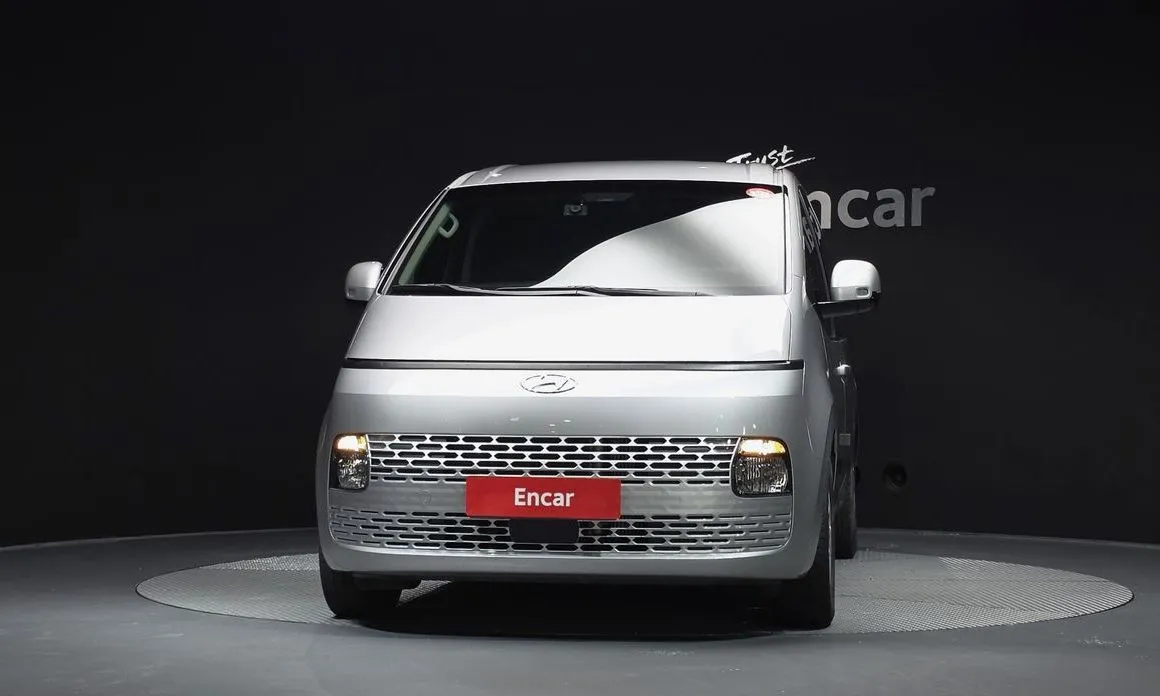 Hyundai Staria 2023 из KR, фото 6