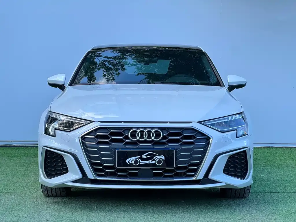 Audi A3 — фото 2