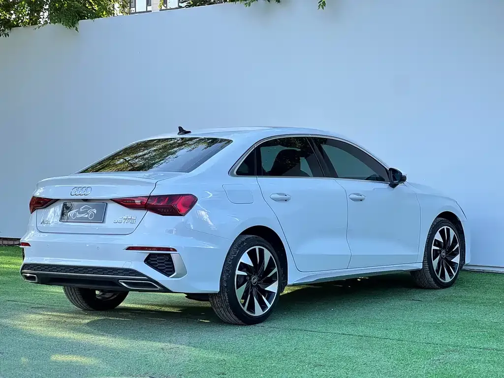 Audi A3 — фото 9